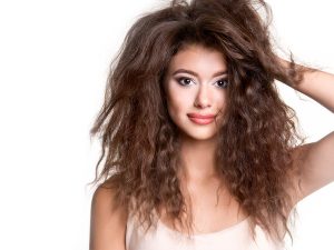 Cheveux Indisciplinés